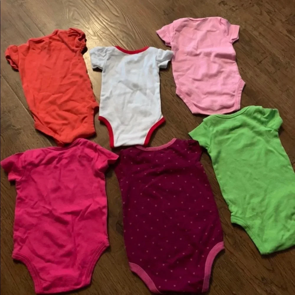 Bundle infant onesies 3 months lot of 6